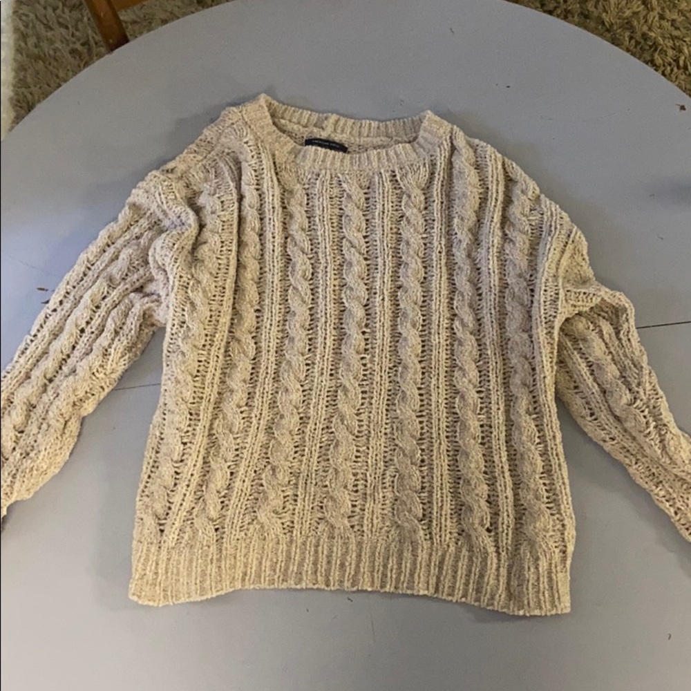 AE tan/cream sweater